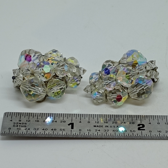 * vintage AB Aurora Borealis glass crystal clip on earrings unusual shape - Picture 2 of 6